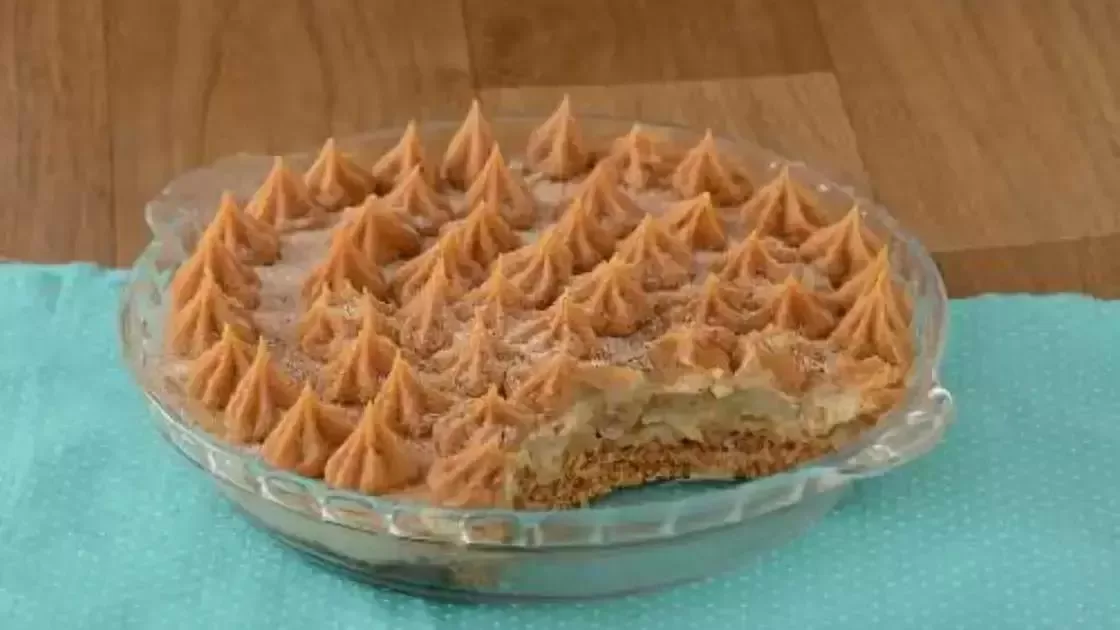 Aprenda a fazer uma deliciosa torta de churros na travessa
