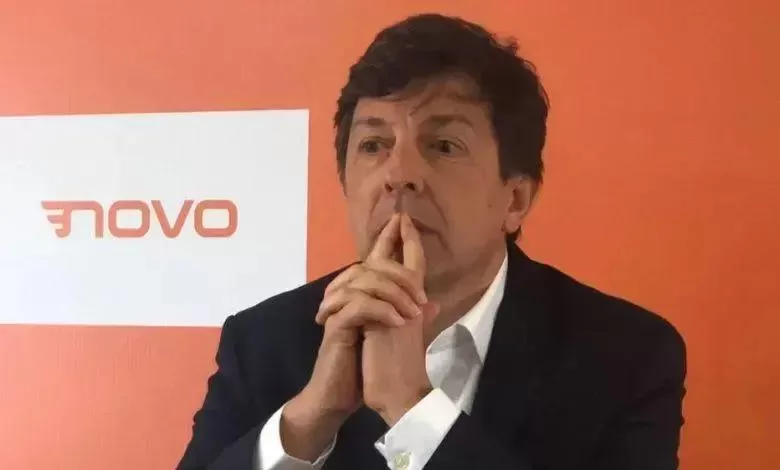 João Amoêdo critica governo Lula: uma análise da mediocridade