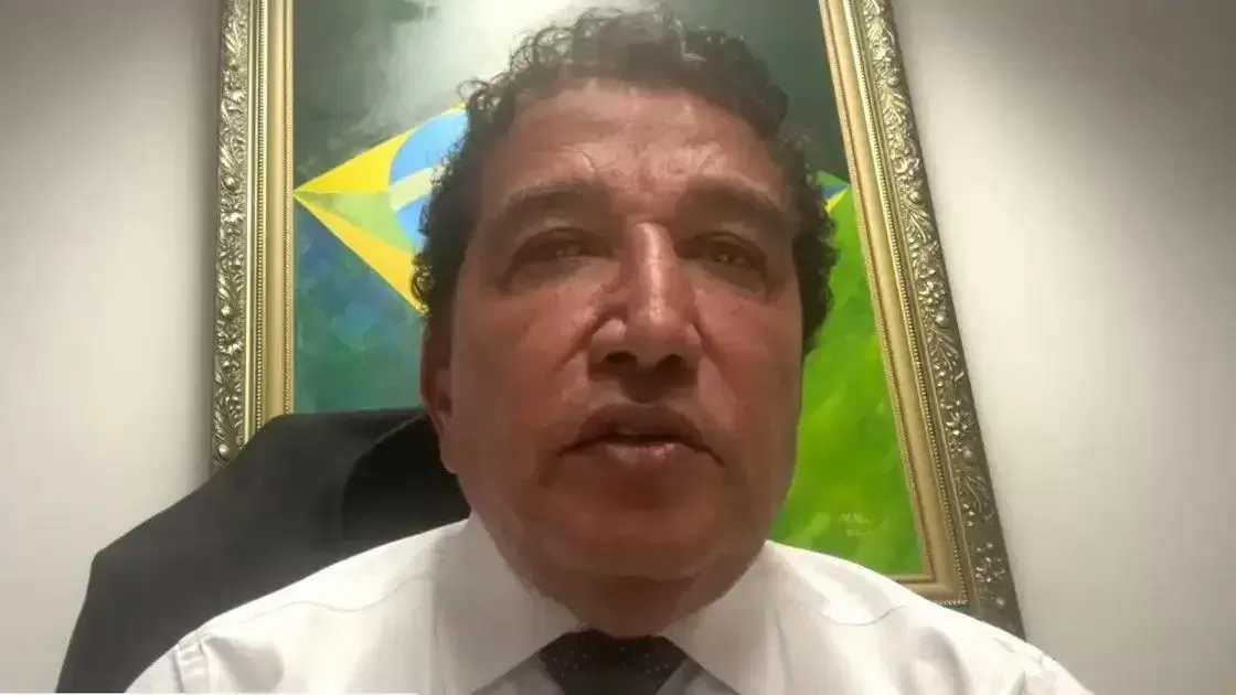 Magno Malta fala sobre anistia e visita a Daniel Silveira na prisão