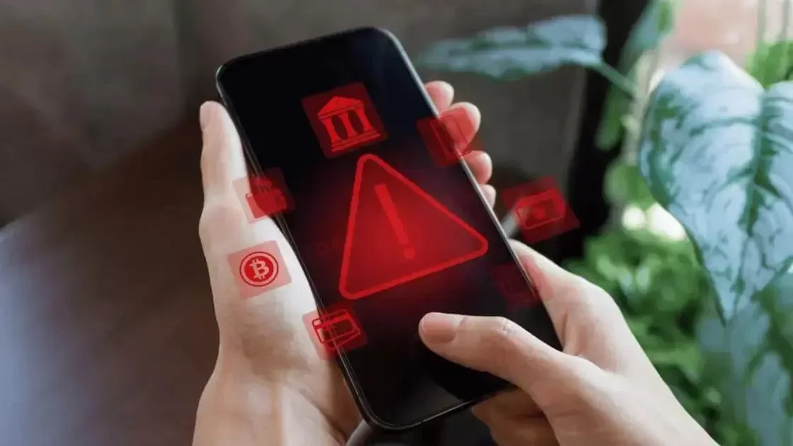 Novo malware na Itália clona dados de cartões via celulares Android