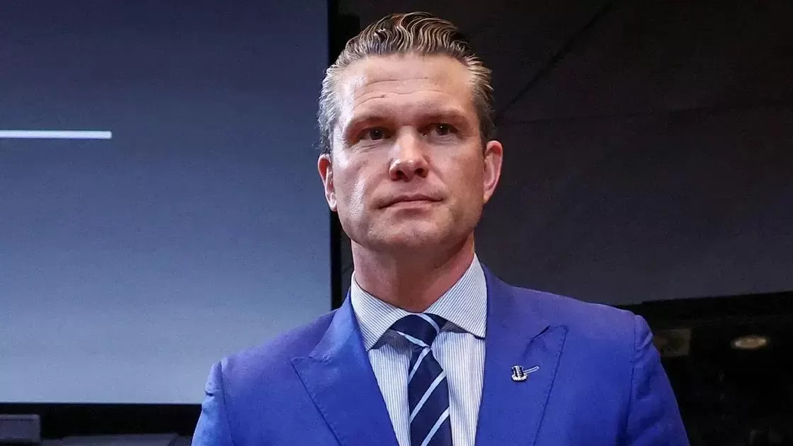 A advertência de Pete Hegseth ao Irã sobre apoio aos Houthis