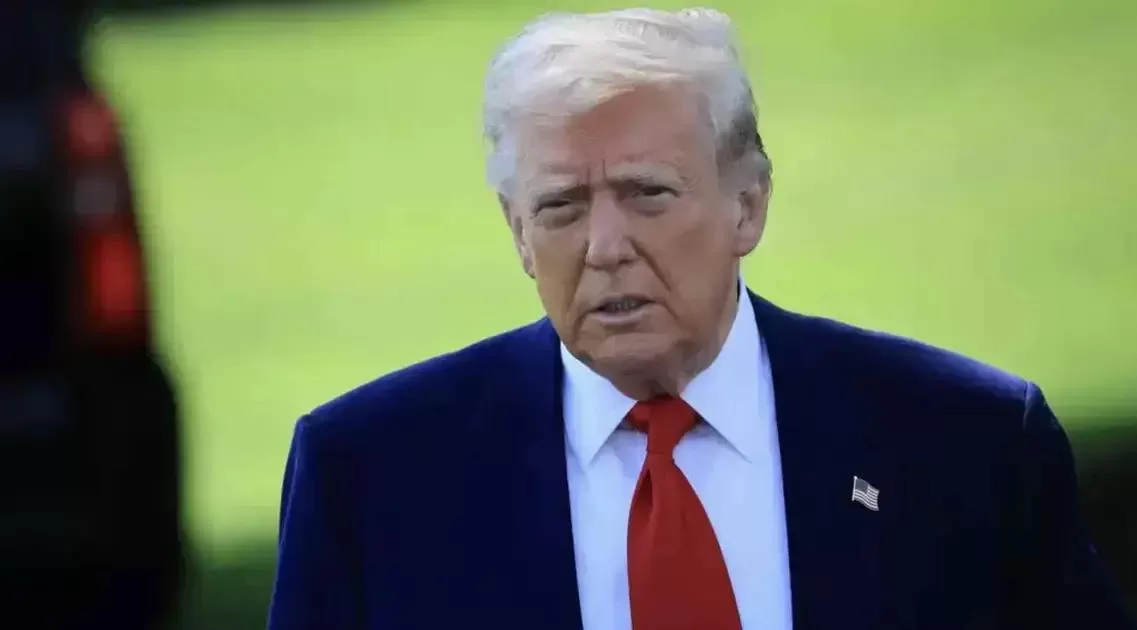 Donald Trump gera controvérsia com postagem após morte do Papa Francisco