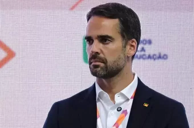 Eduardo Leite deixa o PSDB e se filia ao PSD em São Paulo