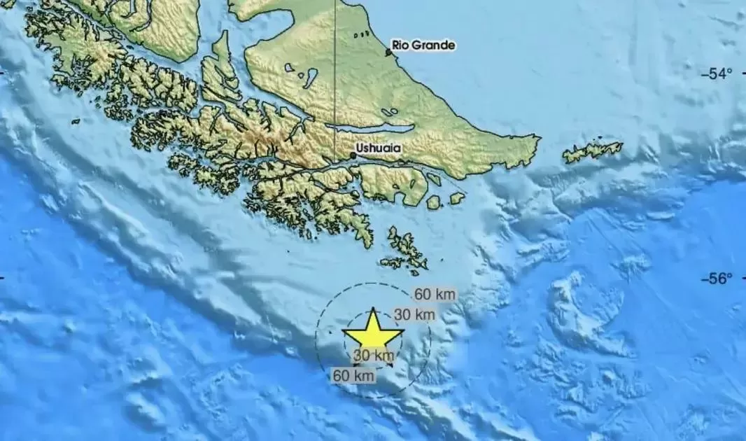 Terremoto de 7,4 atinge Passagem de Drake e gera alerta de tsunami