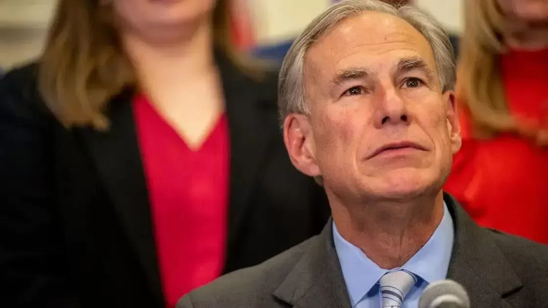 Texas aprova programa de vouchers para escolas particulares com US$ 1 bilhão